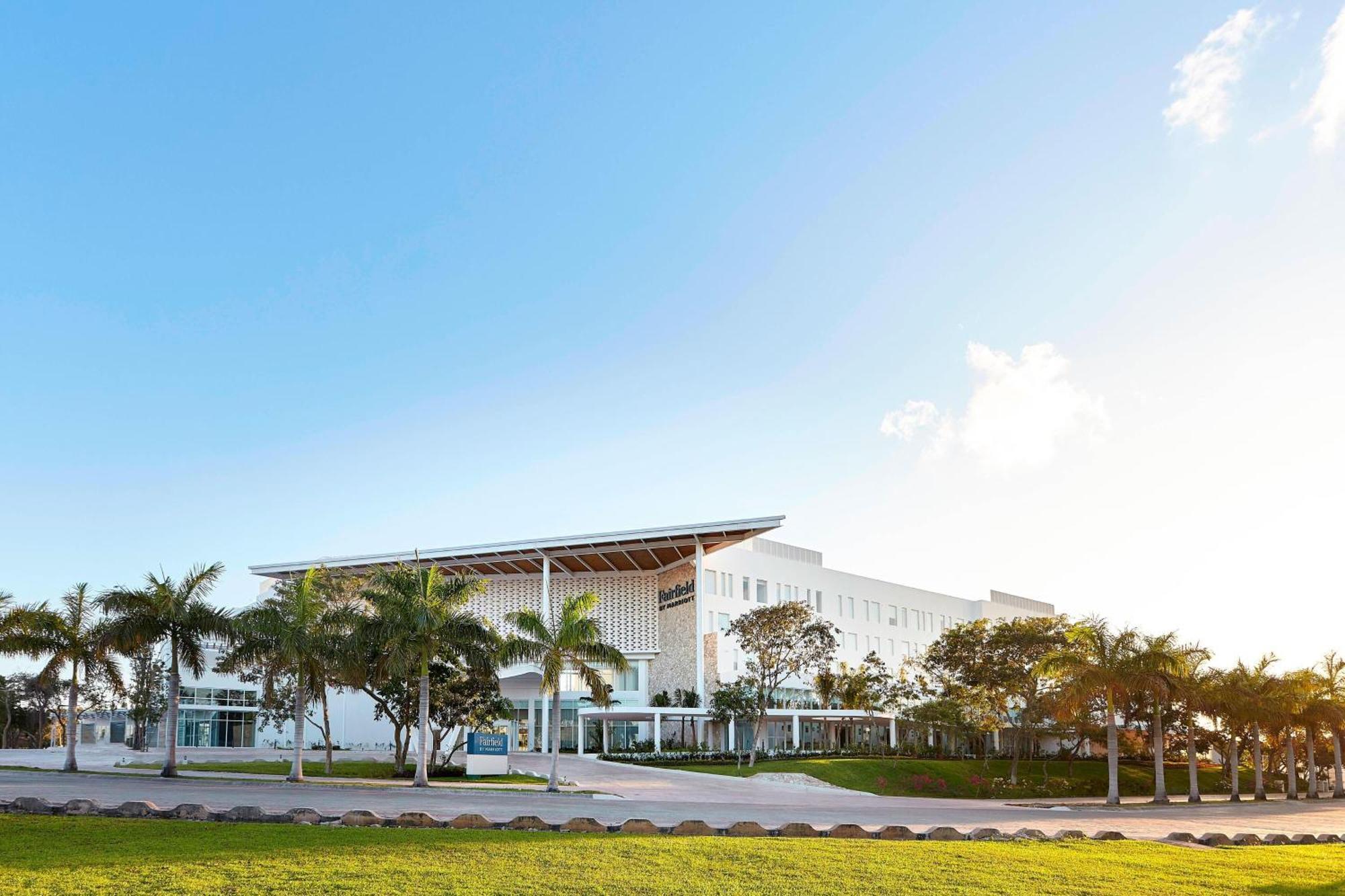 Fairfield Inn & Suites By Marriott Cancun Airport Alfredo V. Bonfil Εξωτερικό φωτογραφία