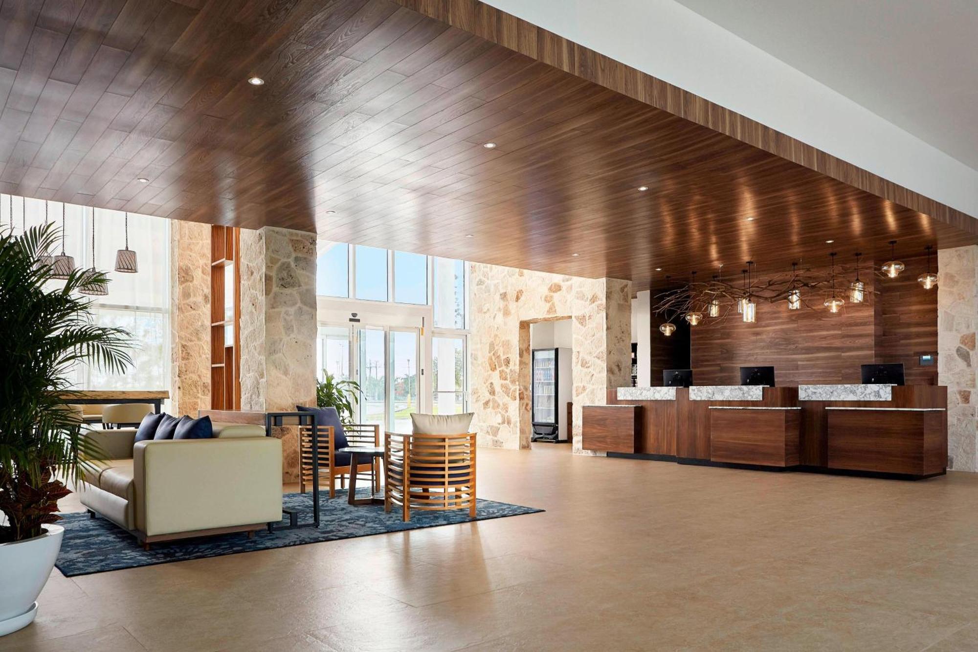 Fairfield Inn & Suites By Marriott Cancun Airport Alfredo V. Bonfil Εξωτερικό φωτογραφία